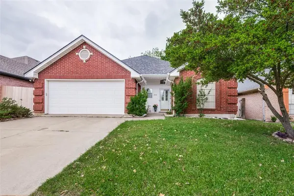 4818 Ashworth Court, Arlington, TX 76017