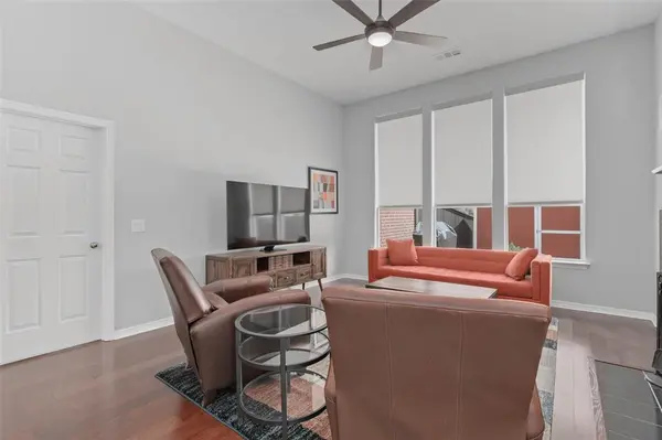 2729 Vista Bluff Boulevard, Lewisville, TX 75067