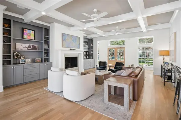 4815 Allencrest Lane, Dallas, TX 75244