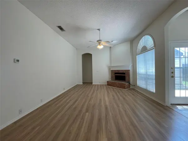 6004 CAVE RIVER Drive, Plano, TX 75093