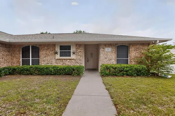 412 Tara Lane, Red Oak, TX 75154