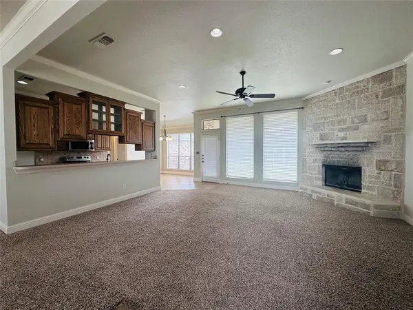 802 Wandering Court, Granbury, TX 76049