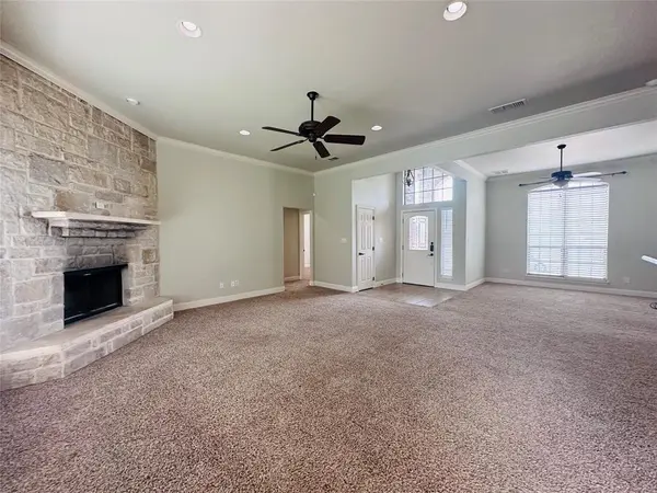802 Wandering Court, Granbury, TX 76049