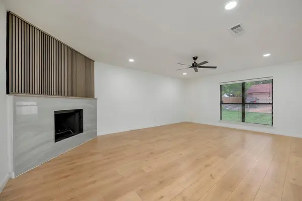 9415 Timberbluff Road, Dallas, TX 75249