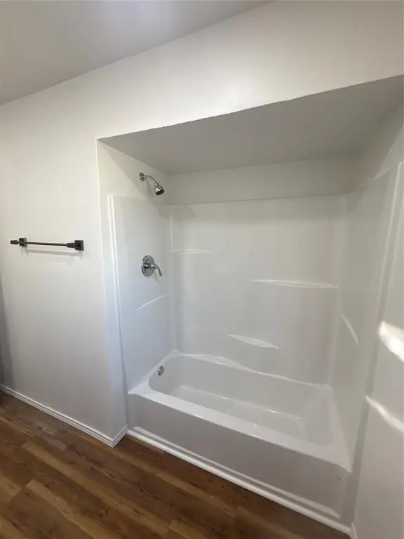 10121 Muskogee Drive, Dallas, TX 75217