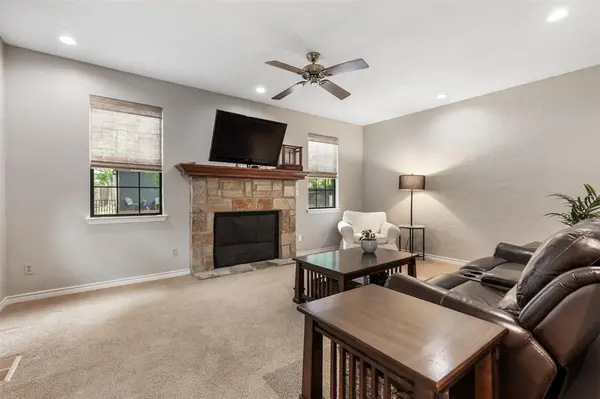 828 S Maurice Avenue, Denison, TX 75020