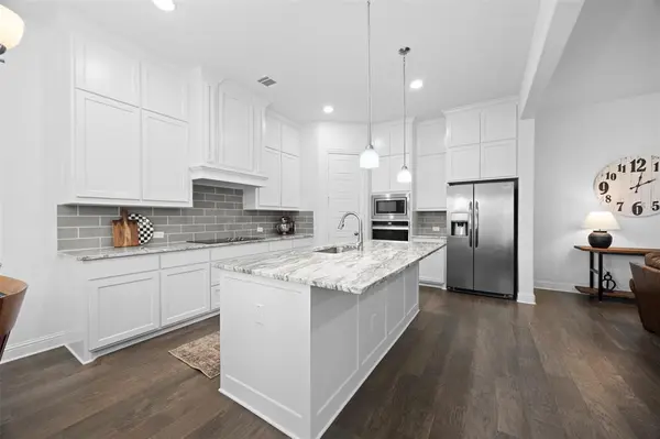 4226 Bel Air Drive, Midlothian, TX 76065