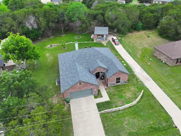 3904 Laramie Trail, Granbury, TX 76048