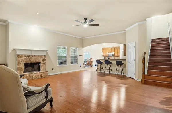 937 Yucca Court, Burleson, TX 76028