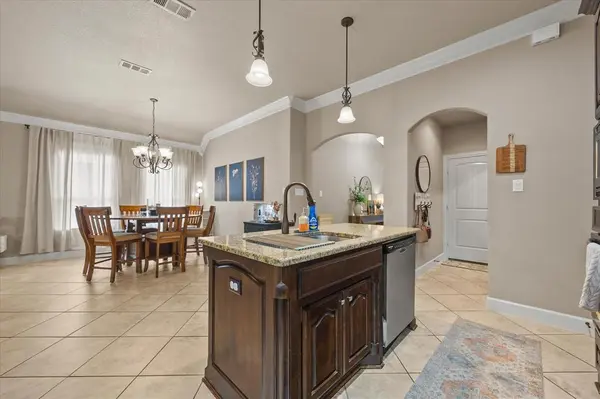 130 Red Cloud Drive, Greenville, TX 75402