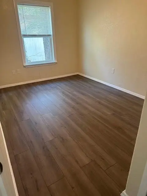 311 Pearce Road, Collinsville, TX 76233