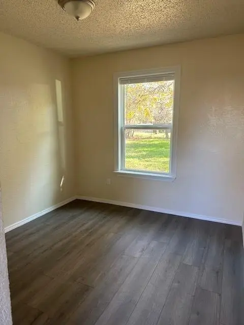 311 Pearce Road, Collinsville, TX 76233