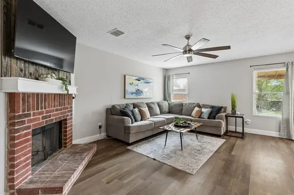 2224 Chestnut Drive, Little Elm, TX 75068