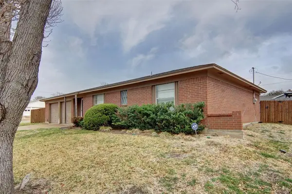 6601 Westrock Drive, Fort Worth, TX 76133