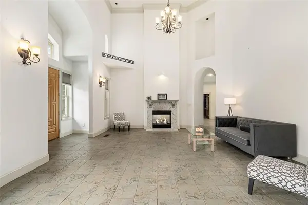 1513 Canyon Oaks Drive, Irving, TX 75061