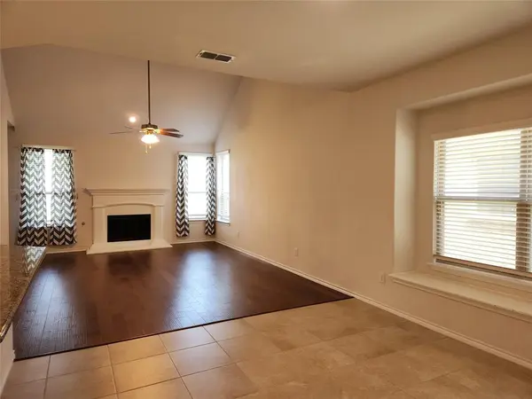 209 Meadows Drive, Argyle, TX 76226