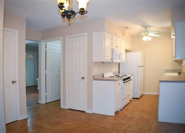 916 Cedar Terrace, Cedar Hill, TX 75104