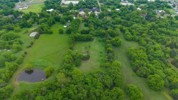 601 Gladys Street, Lone Oak, TX 75453