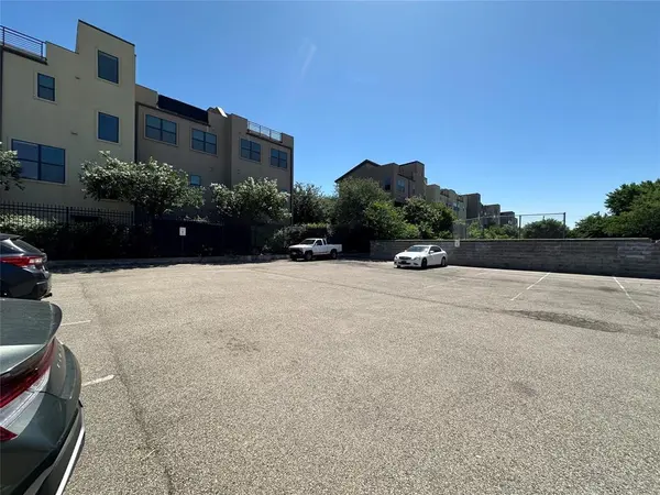 4526 Munger Avenue #209, Dallas, TX 75204