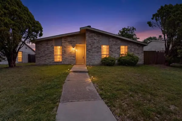 5217 Aberdean Trail, Grand Prairie, TX 75052