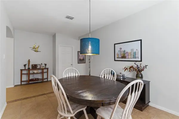 509 Grayson Lane, Lake Dallas, TX 75065