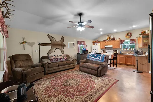 11300 Fm 581, Lometa, TX 76853