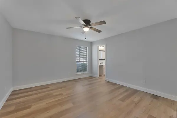 5002 French Wood Drive, Arlington, TX 76016