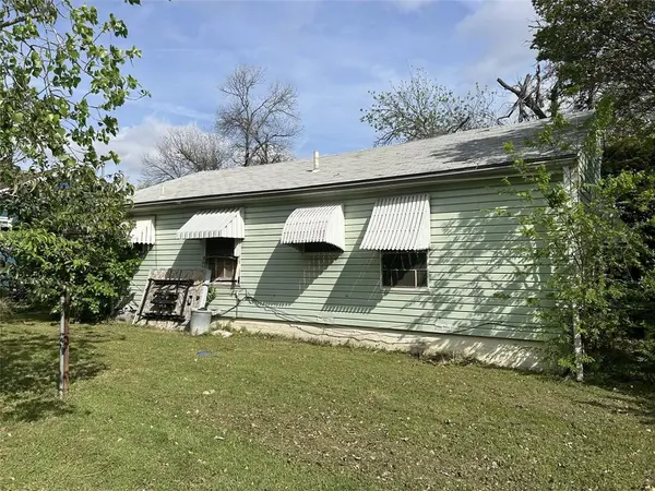 2922 Brandon Street, Dallas, TX 75211