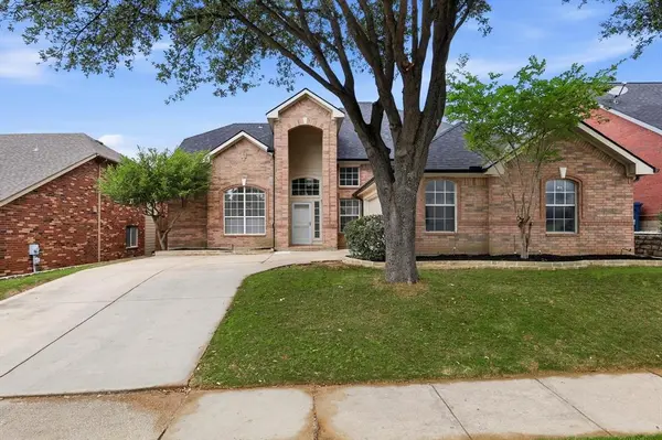 3820 Blueridge Drive, The Colony, TX 75056
