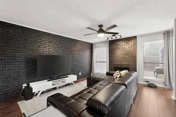 2208 Salem Drive, Carrollton, TX 75006