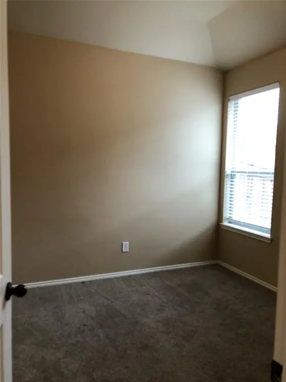 2305 Wood River Parkway, Mansfield, TX 76063