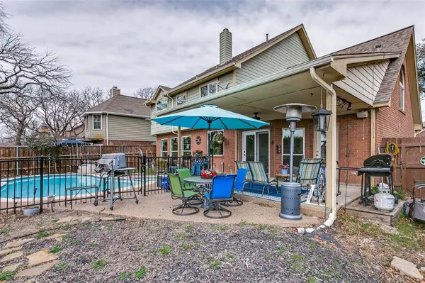 3229 Birch Avenue, Grapevine, TX 76051