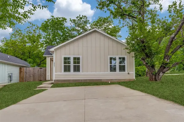 2901 S Scullin Avenue, Denison, TX 75020