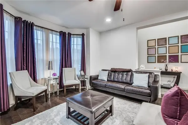 4242 Cascade Sky Drive, Arlington, TX 76005