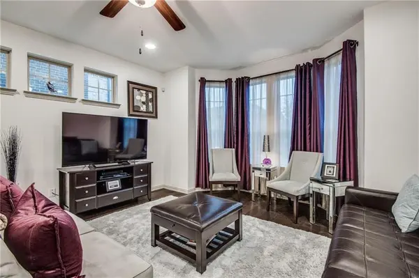 4242 Cascade Sky Drive, Arlington, TX 76005