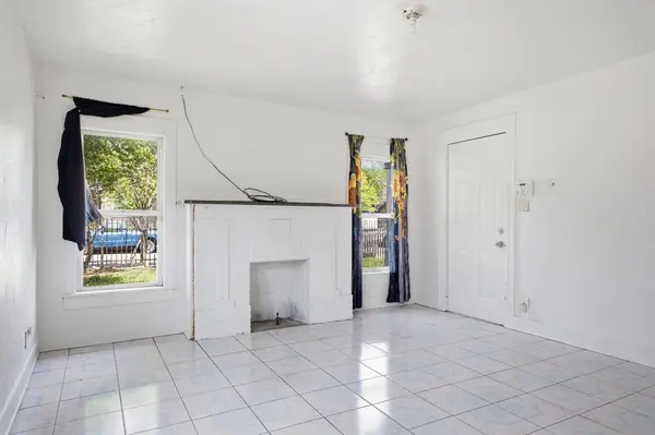 2634 Emmett Street, Dallas, TX 75211