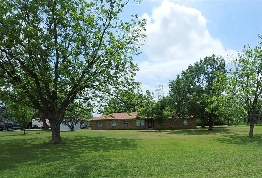 882 Farm Road 1537, Sulphur Springs, TX 75482