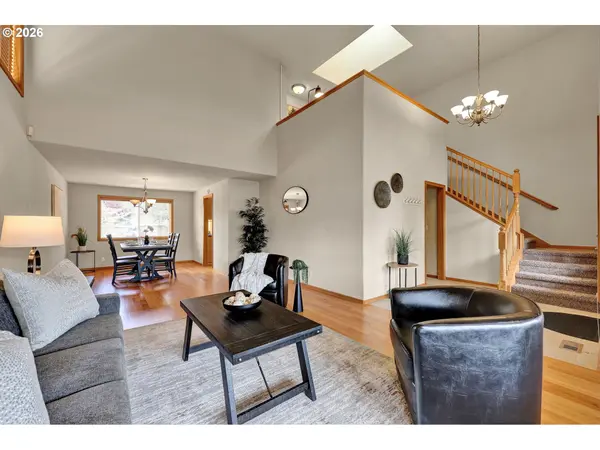 3240 CINDY ST, Eugene, OR 97404