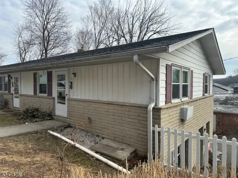 6 Elizabeth St #6, Dover Town, NJ 07801