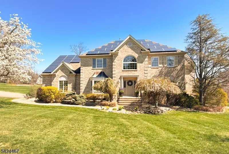 2 Moonlight Trl, Raritan Twp., NJ 08822