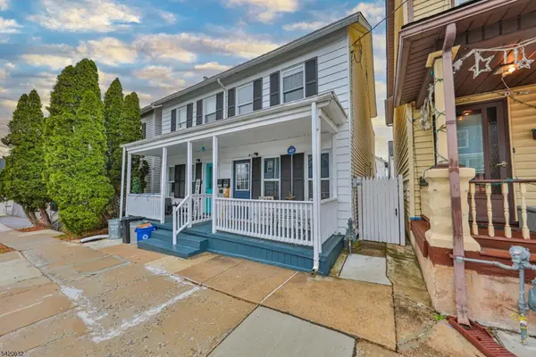 300 Chambers St, Phillipsburg Town, NJ 08865