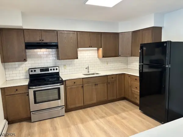 6 Elizabeth St #6, Dover Town, NJ 07801