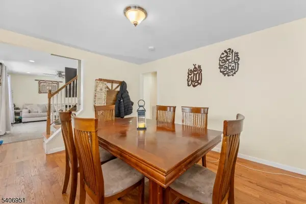 186 10Th Ave, Hawthorne Boro, NJ 07506