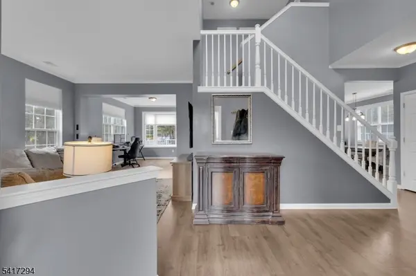 23 Musky Ridge Dr, Hackettstown Town, NJ 07840