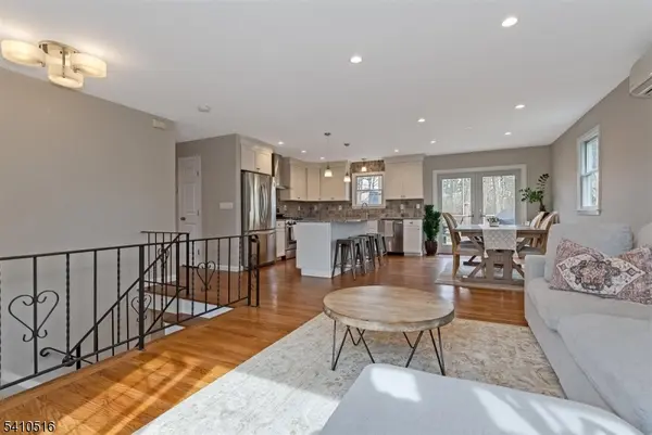 7 Pamela Dr, Randolph Twp., NJ 07869