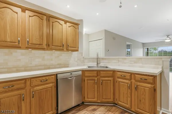 164 Potomac Dr #164, Bernards Twp., NJ 07920