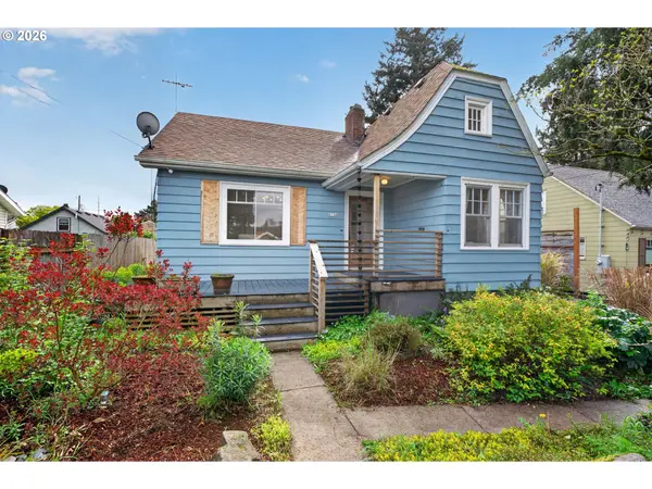 6136 NE BEECH ST, Portland, OR 97213