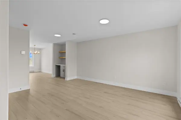 98 Trenton Drive, Paradise, NL A1L 4B8