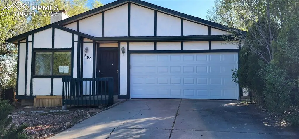 609 Autumn PL, Fountain, CO 80817