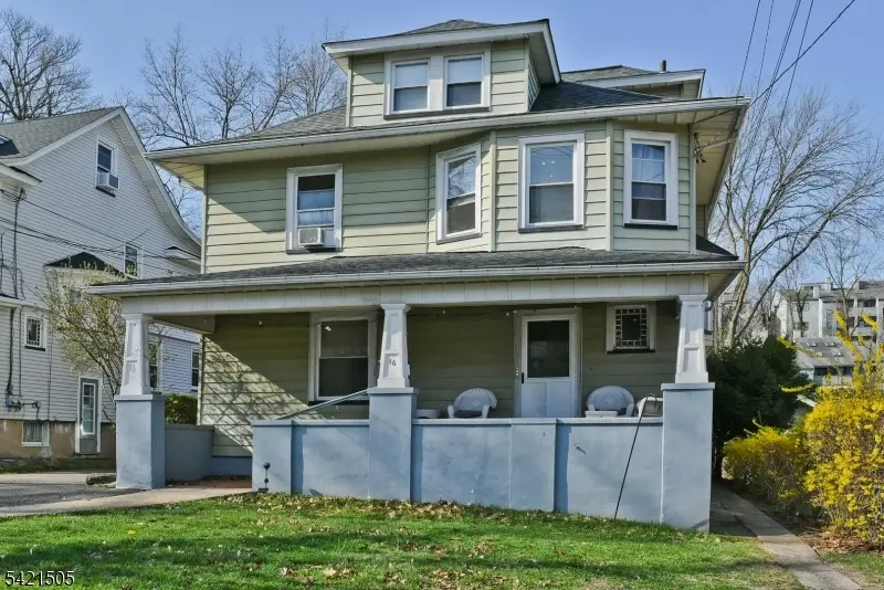 16 Ravine Ave, Caldwell Boro Twp., NJ 07006